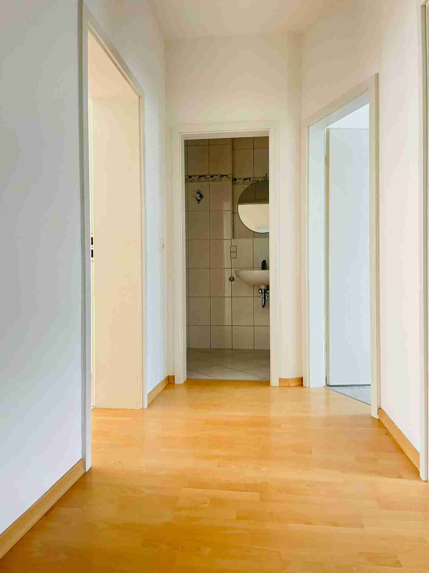 Exklusives Wohnen in A-Lage – Hochwertige Eigentumswohnung am Zwenkauer See