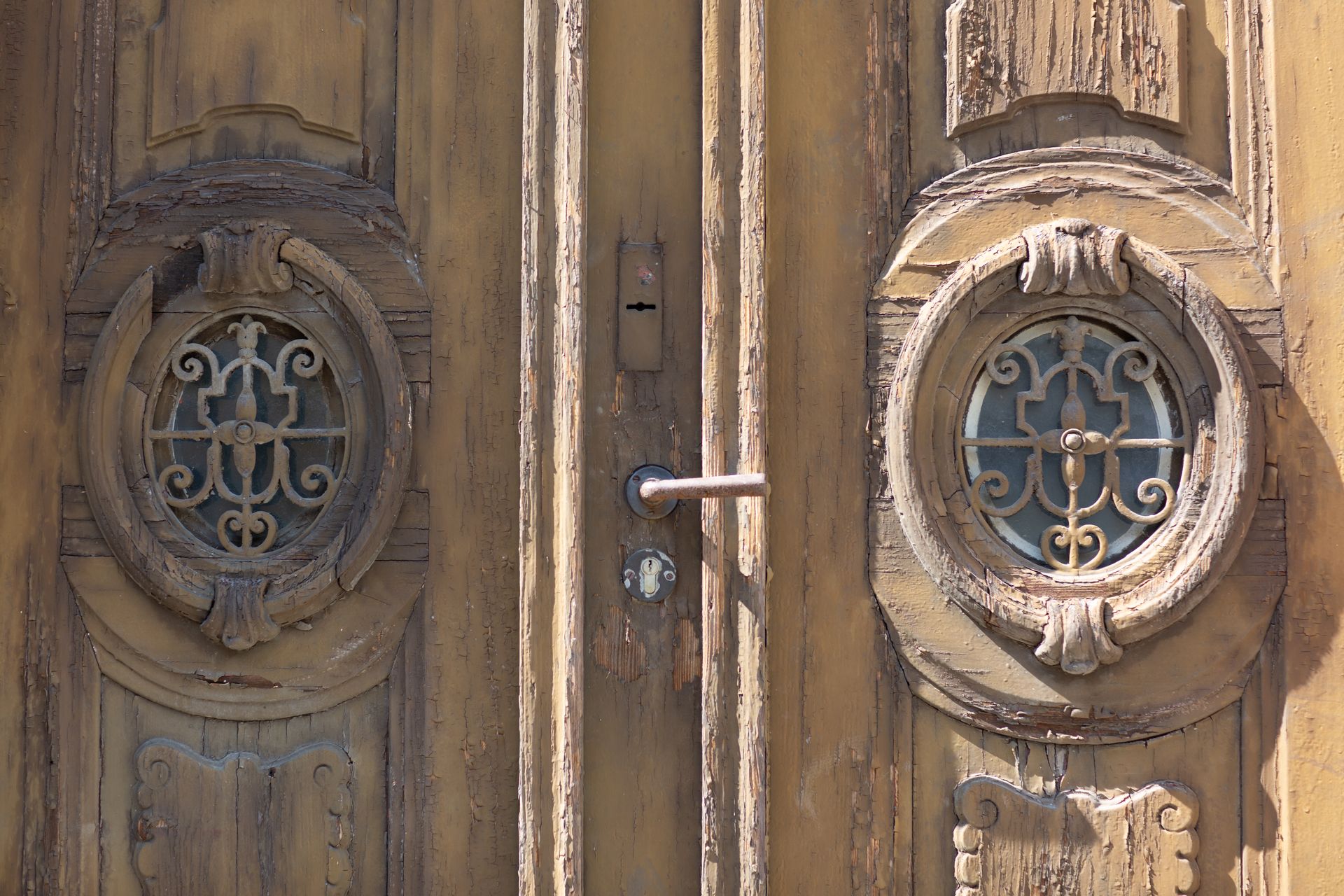 entrance door