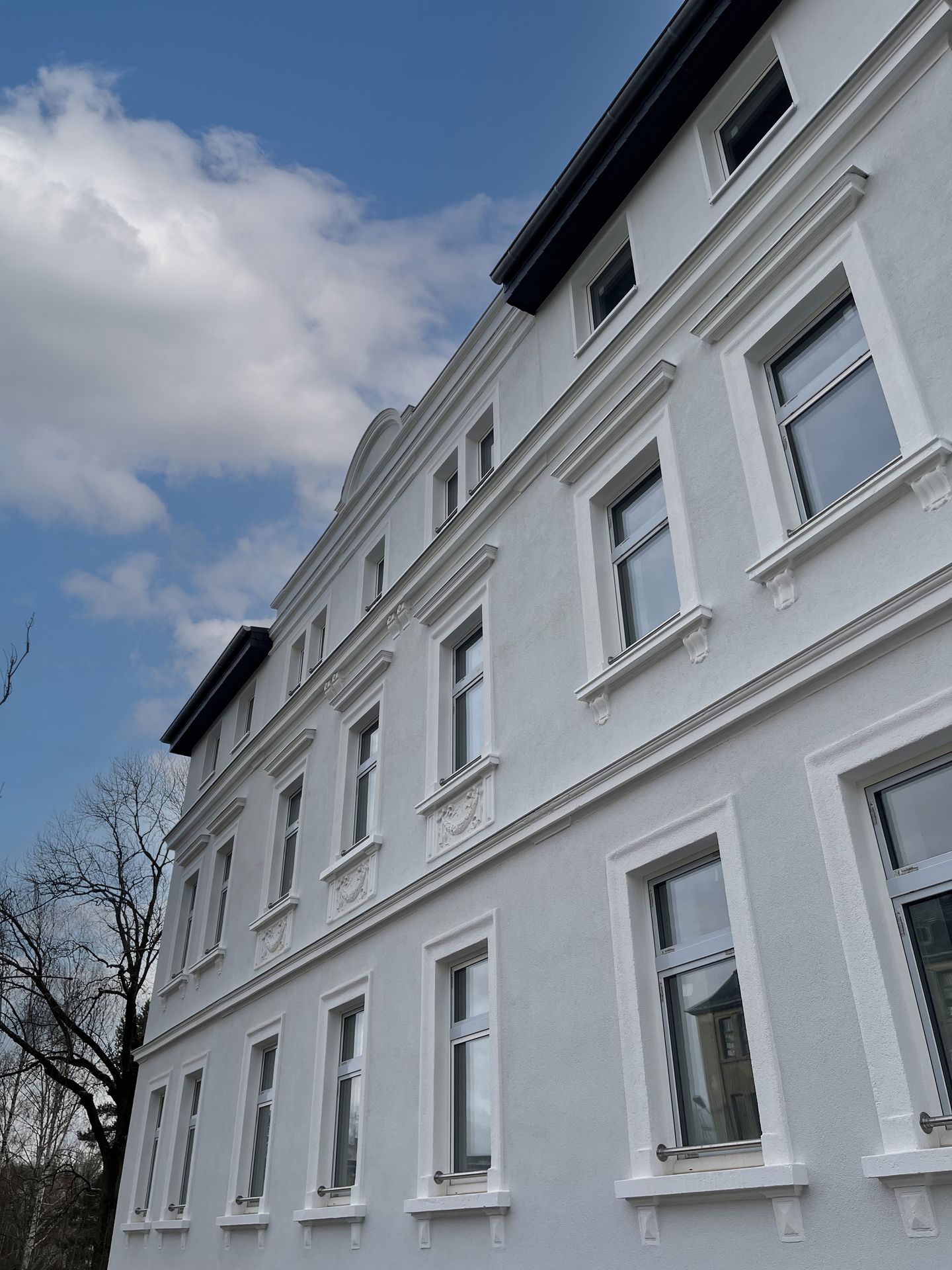 Steuern sparen & Vermögen aufbauen: Investieren mit Sonder-AfA und KfW 70 WPB